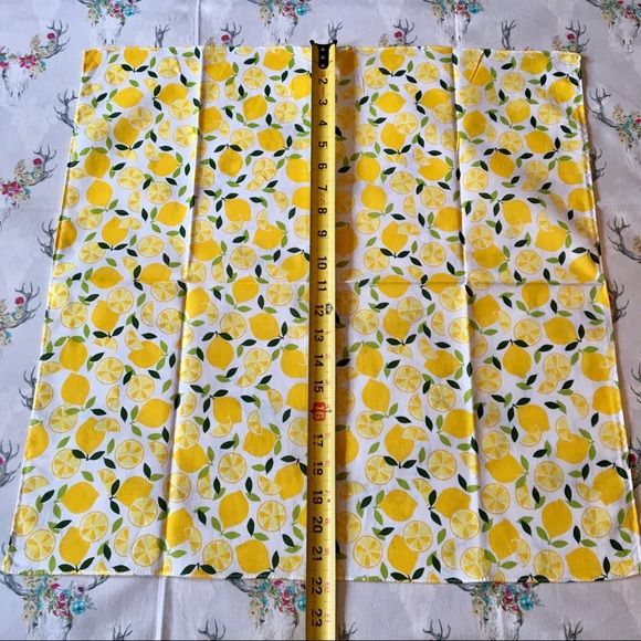 NWOT Lemon 🍋 Bandana/Facemask 😷 - Picture 4 of 5